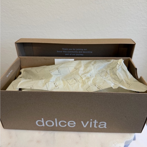 Dolce Vita Black Braided Sandals NIB size 9.5 - Picture 5 of 6